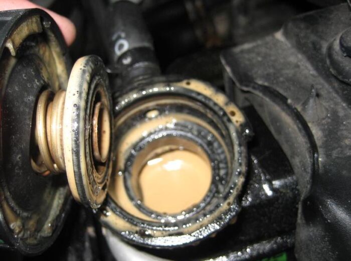 How Can I Tell If Water Is in My Motor Oil?